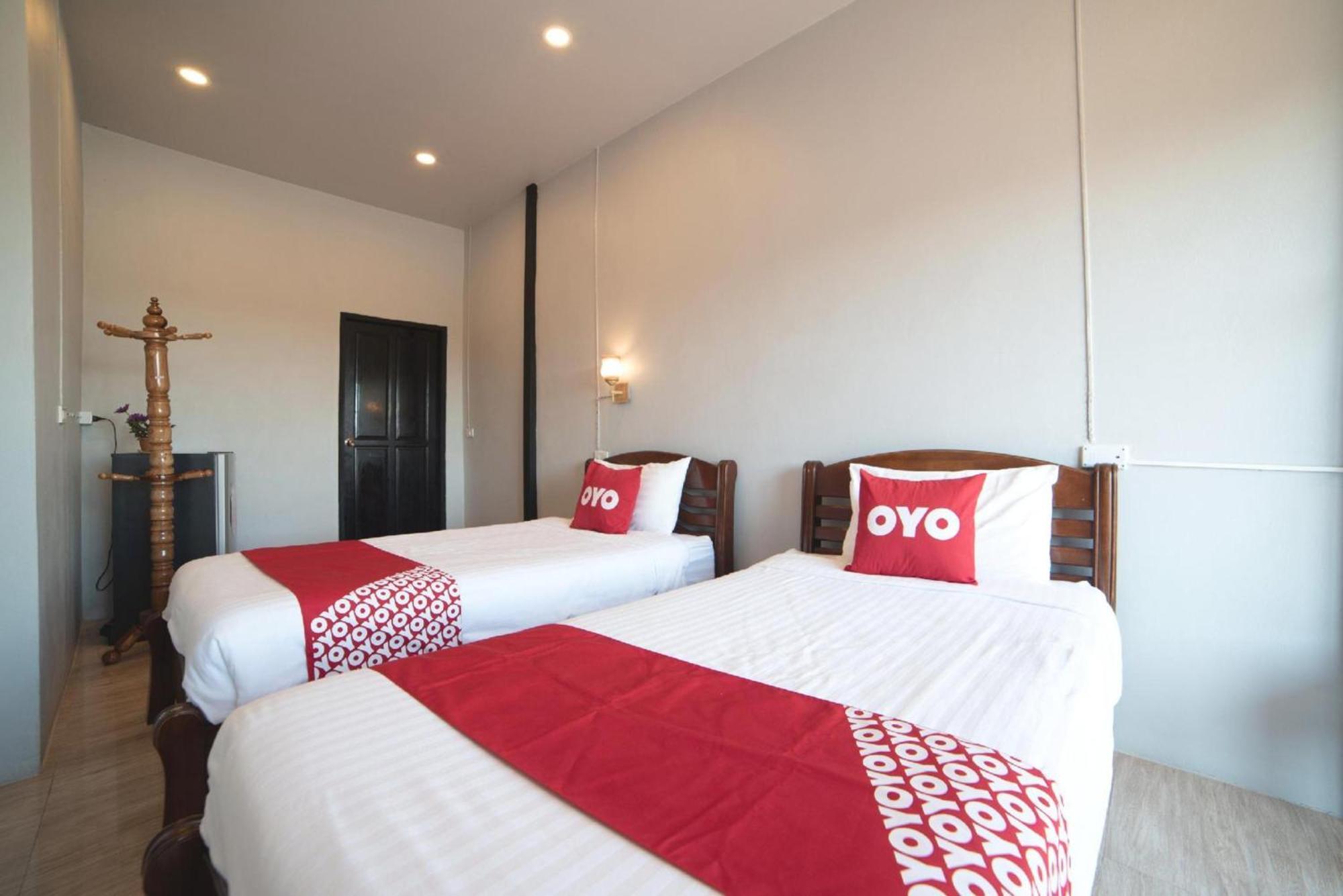 大城 Oyo 465克朗考旅行者旅馆|员工已接种疫苗酒店 外观 照片