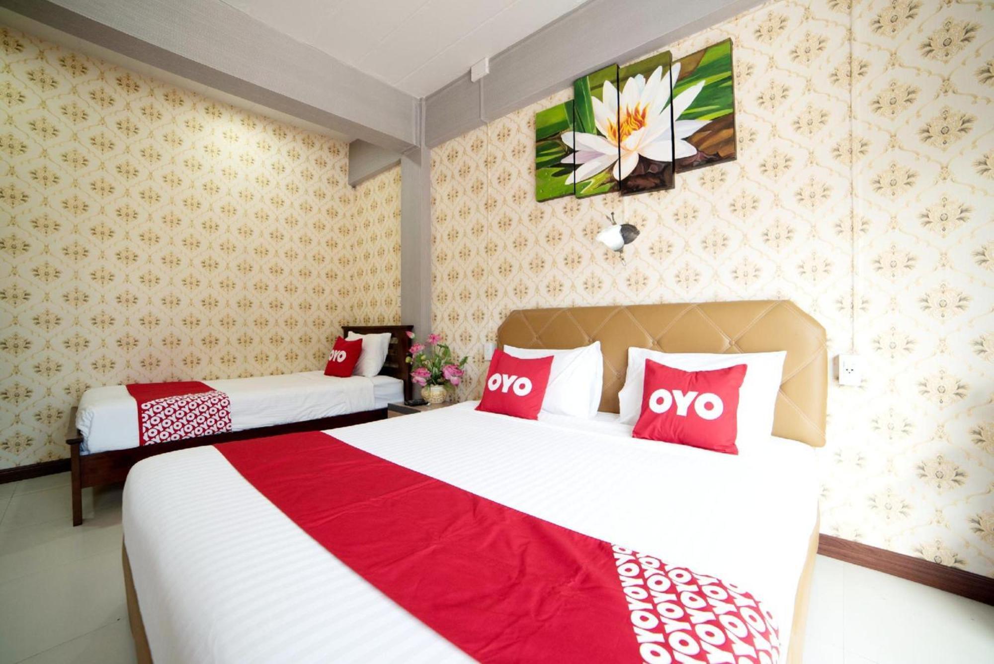 大城 Oyo 465克朗考旅行者旅馆|员工已接种疫苗酒店 外观 照片